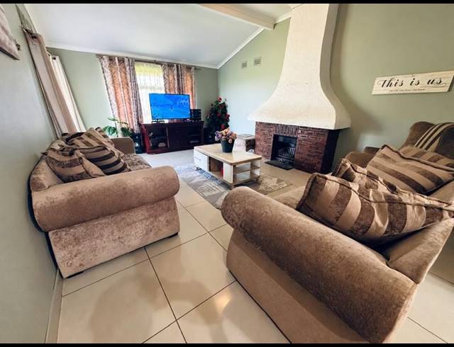 4 BEDROOM HOUSE FOR SALE IN WESTVILLE
